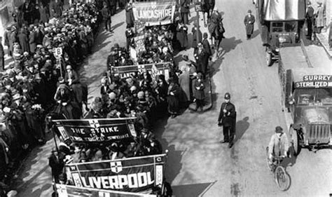 La Grève Générale de 1926: Lutte Ouvrière face à la Réduction des Salaires et aux Conditions Iniques